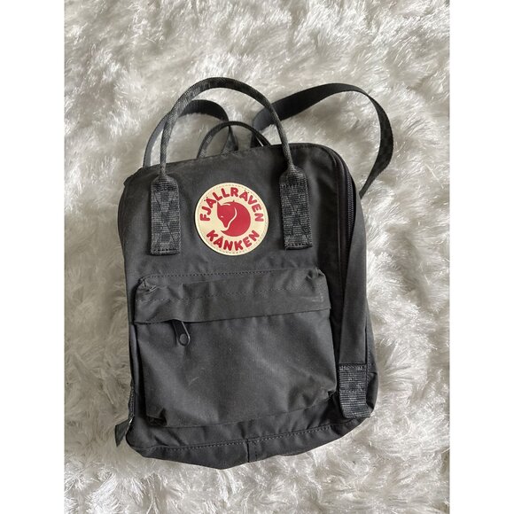 Unisex Fjallraven Super Gray kanken Mini Versatile Backpack - Picture 1 of 4